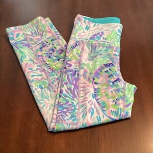 Lilly Pulitzer Luxletic Weekender Crop Shell of a Party leggings XS
